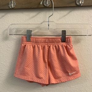 5/$20  Girls Nike Shorts 4T